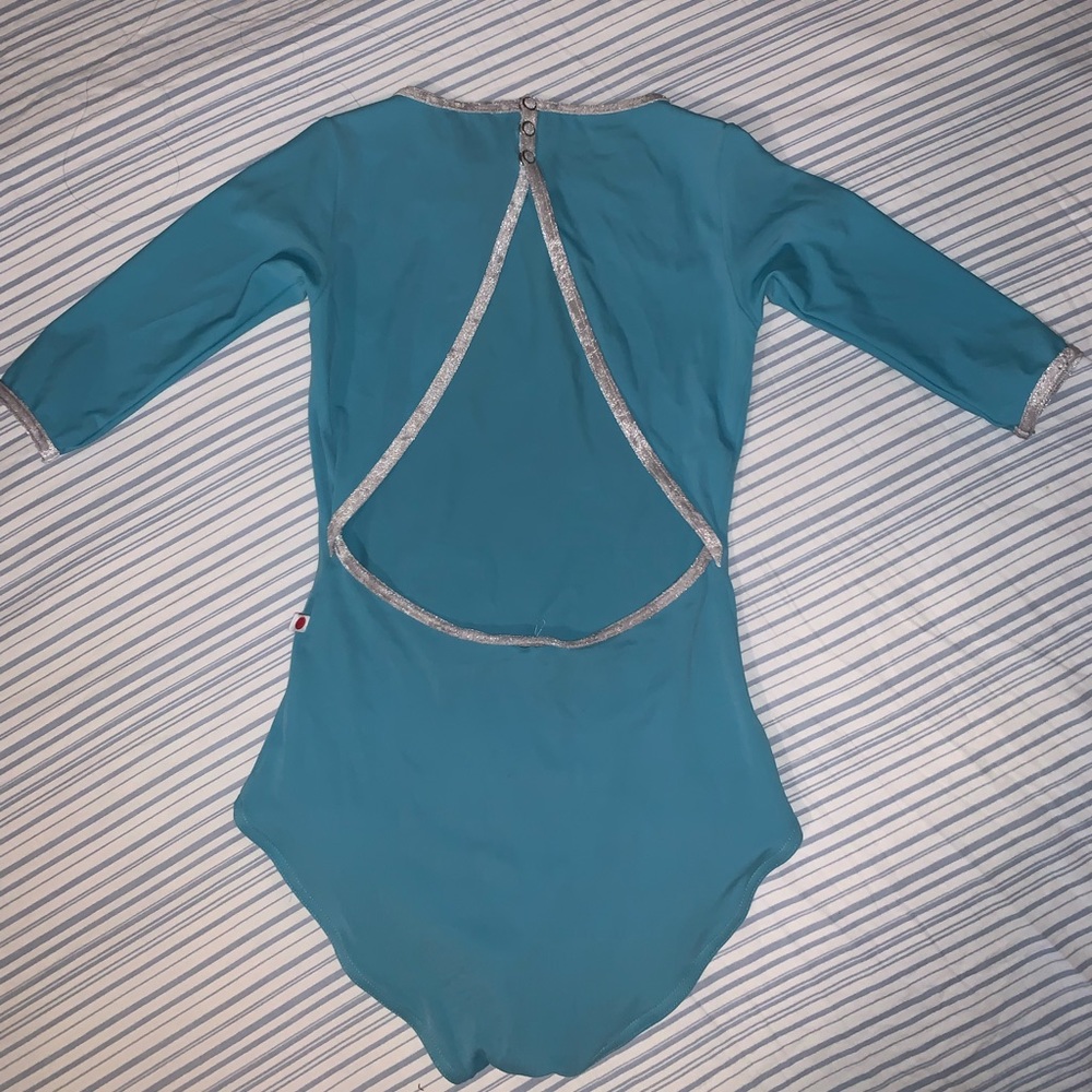 YUMIKO Light Blue with 3/4 Sleeves